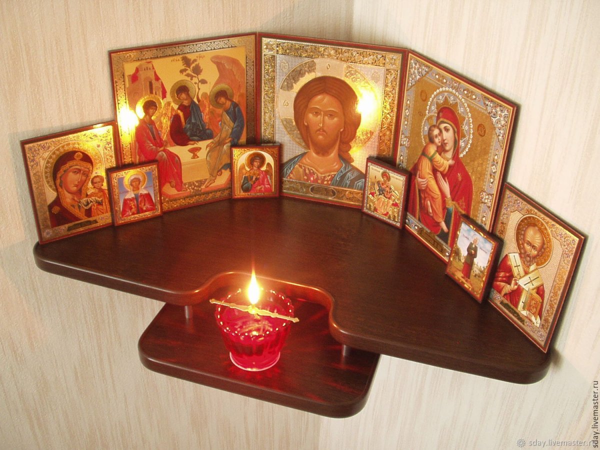 Иконостас домашний угловой