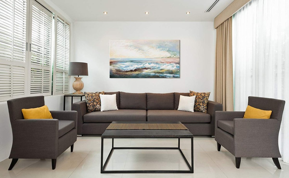 Серый диван в интерьере