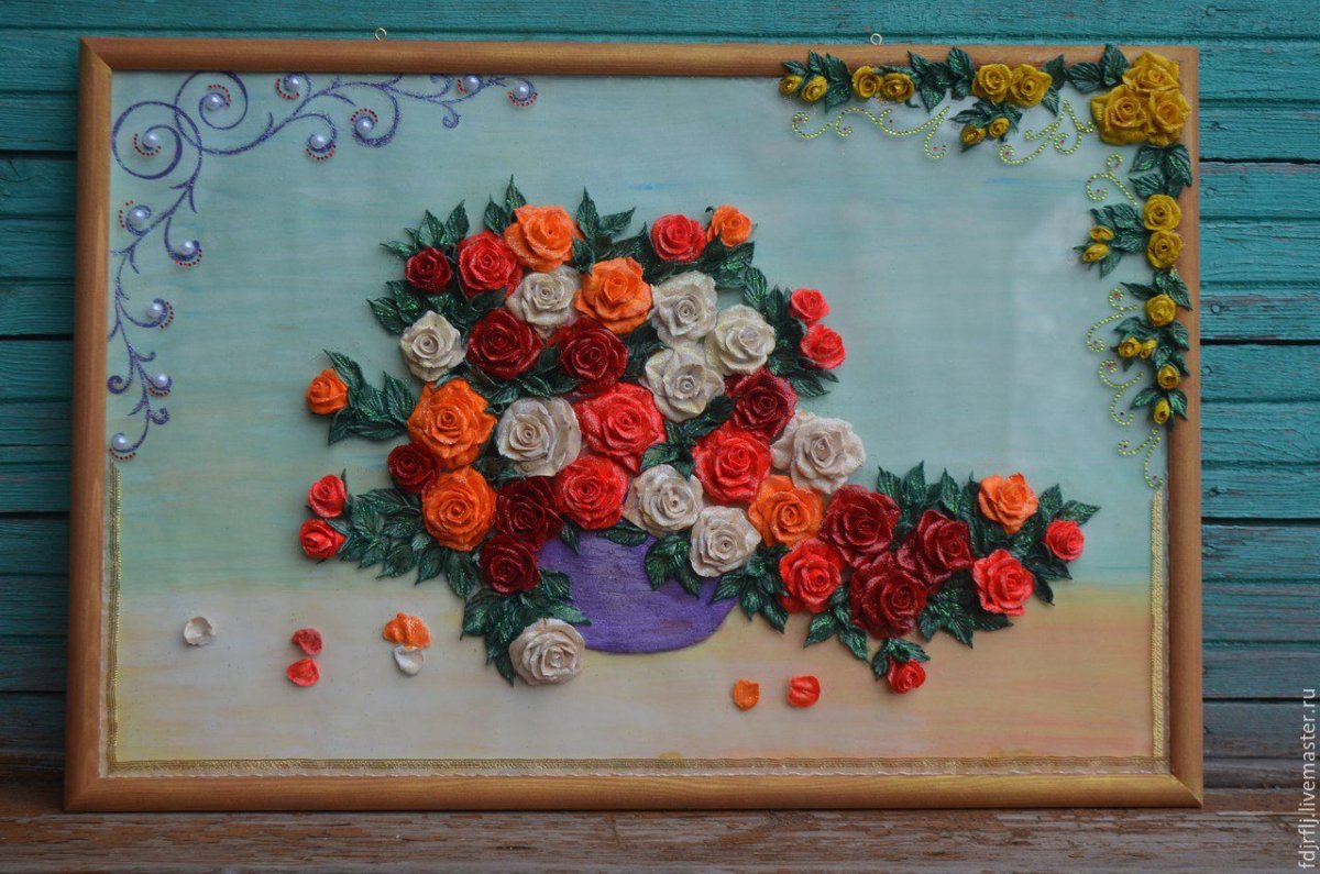 Цветы на стене в интерьере красками