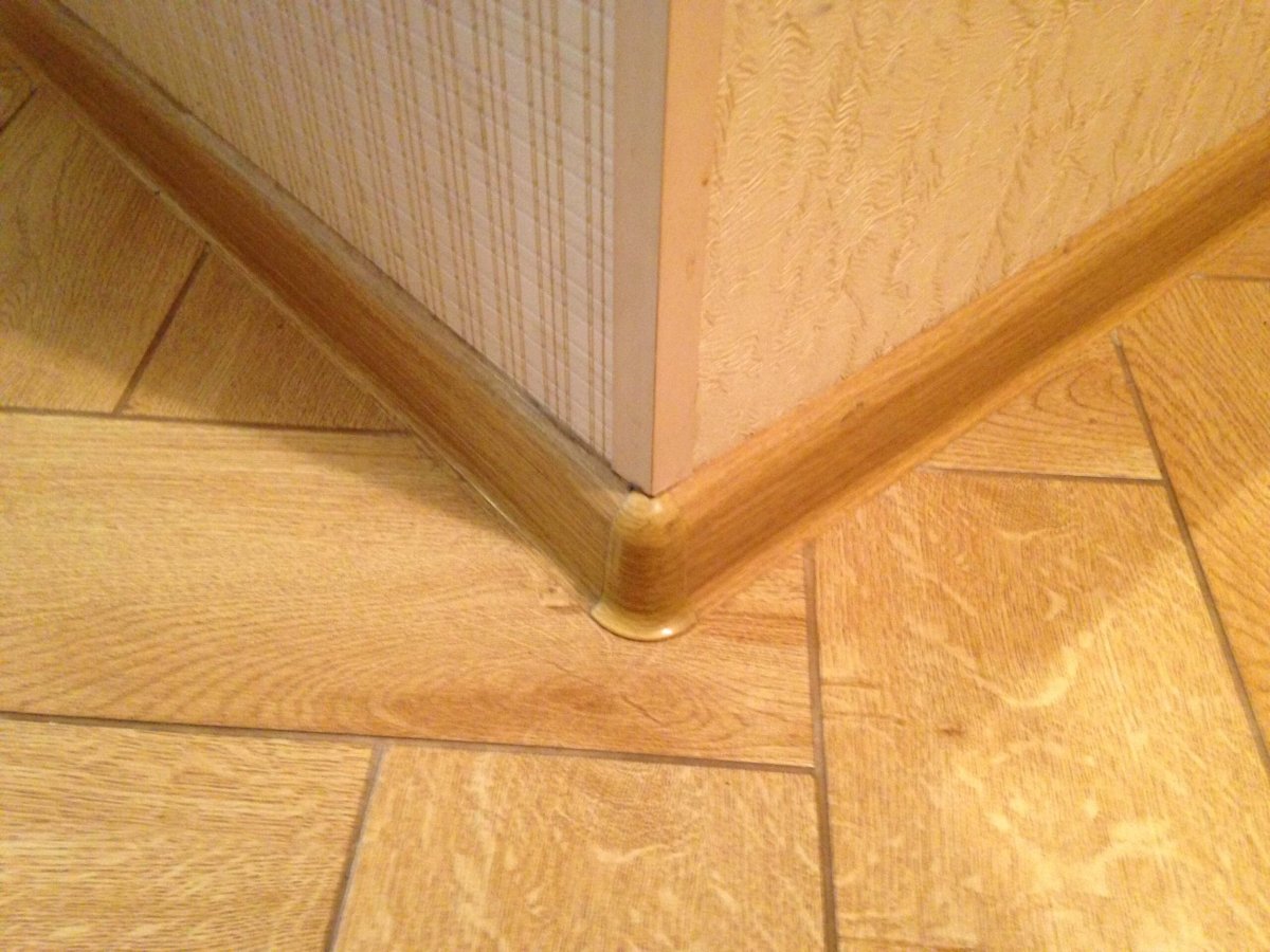 Накладка ПВХ 30 мм Асви декор d-01 белый 2.4 м