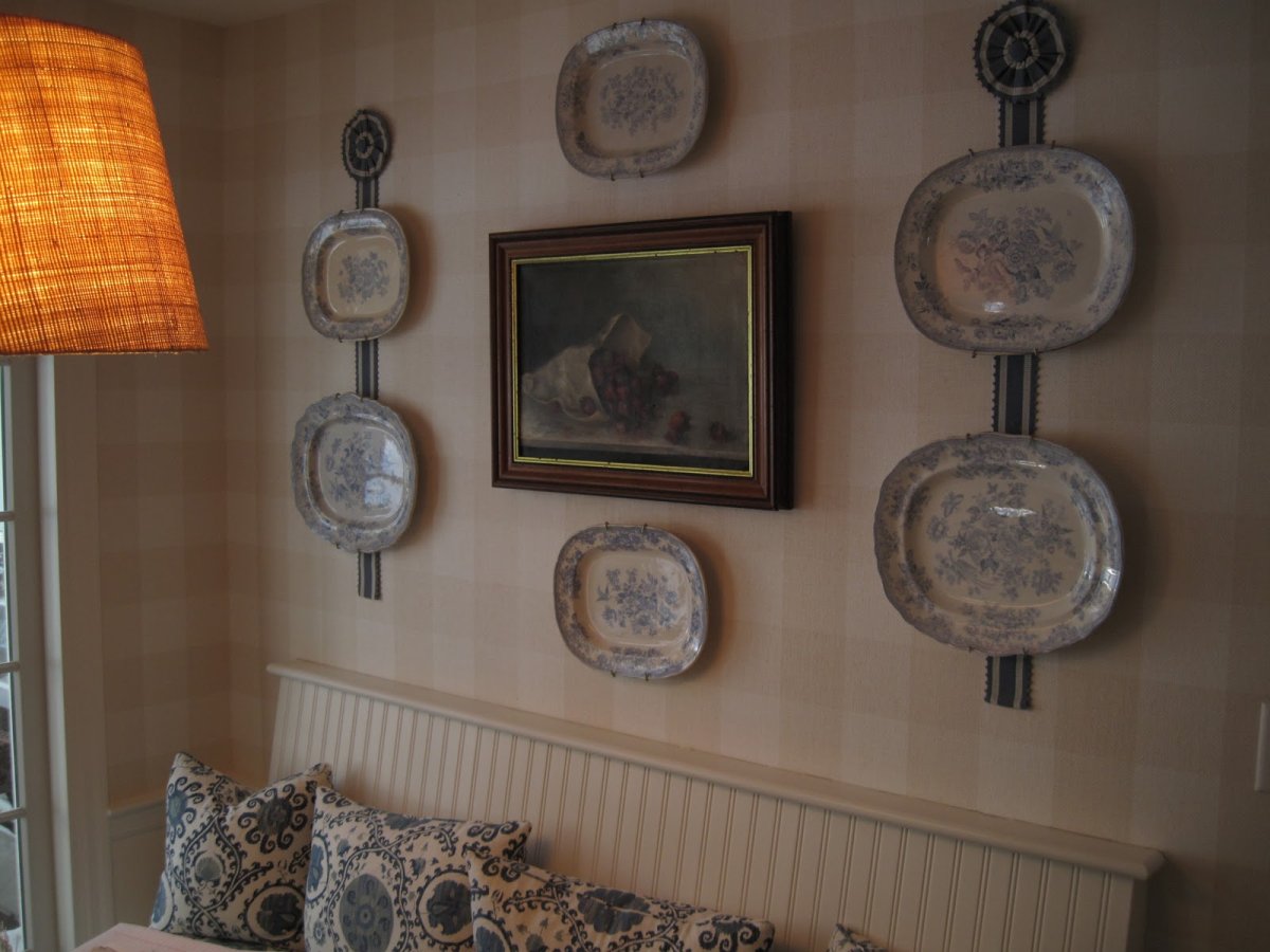 Декор тарелками окна