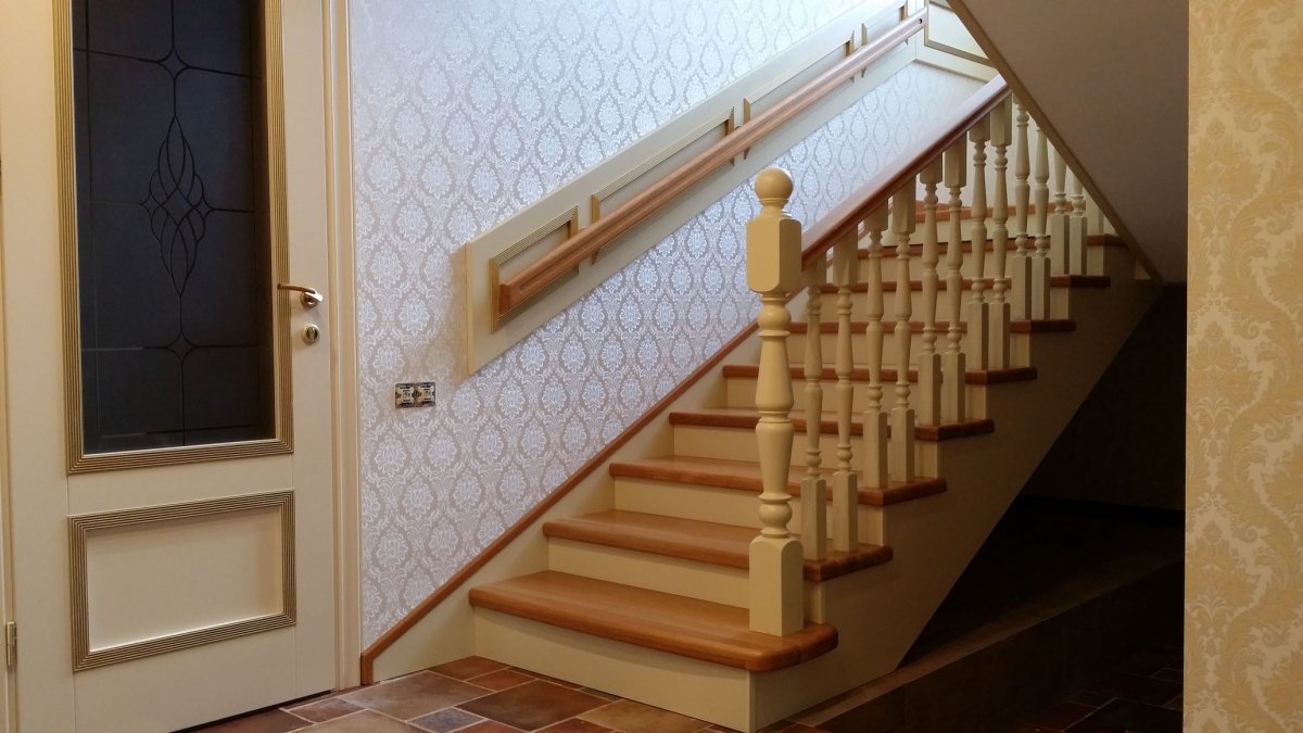 Лестница в стиле Неоклассика