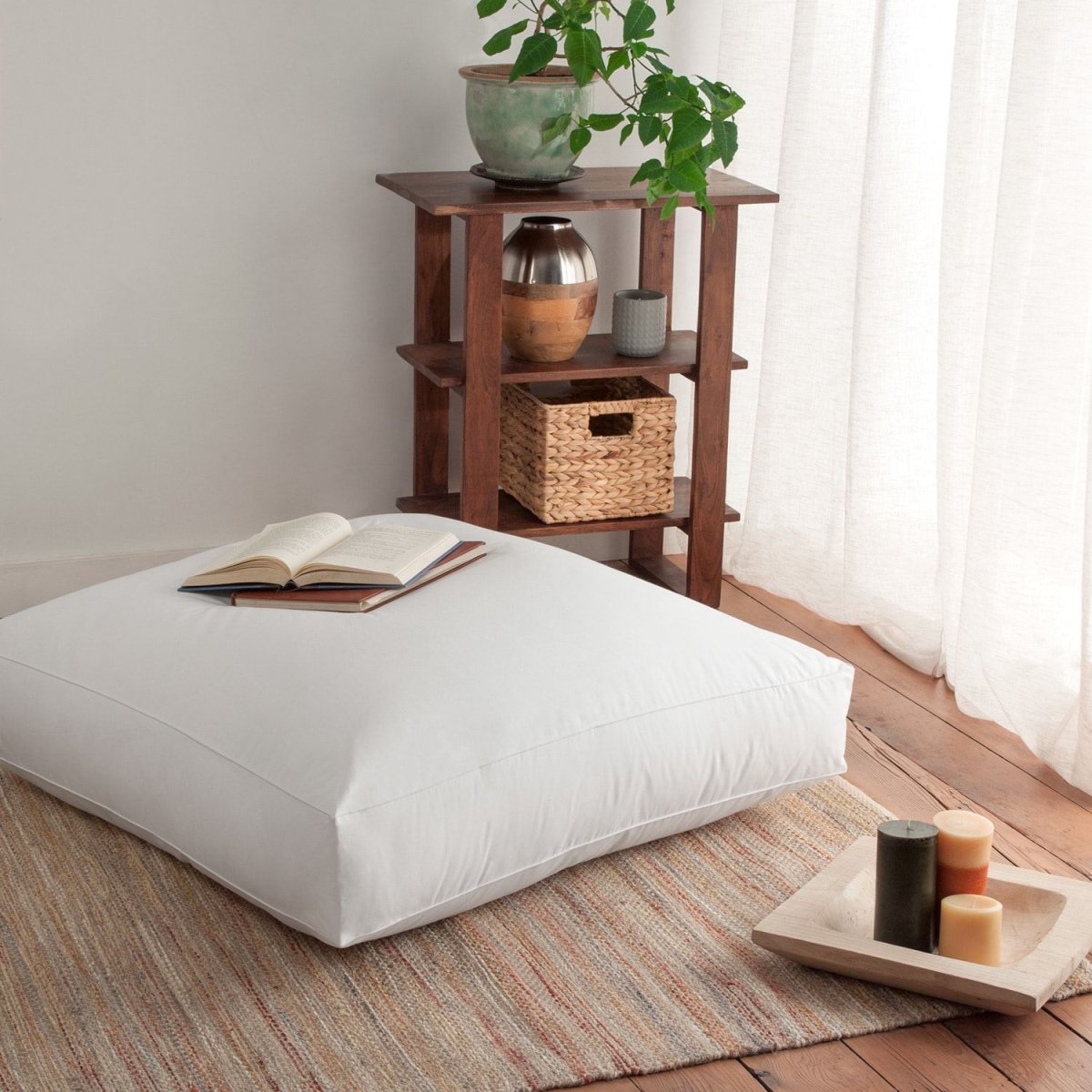 Круглое вязаное кресло