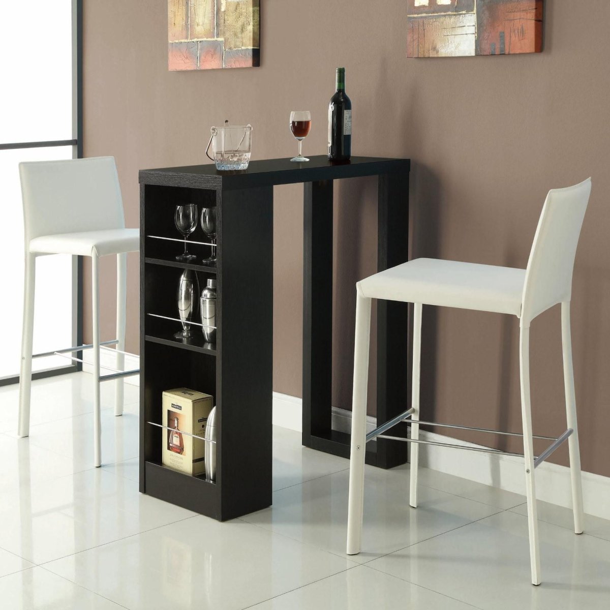 Барная стойка с полками для хранения