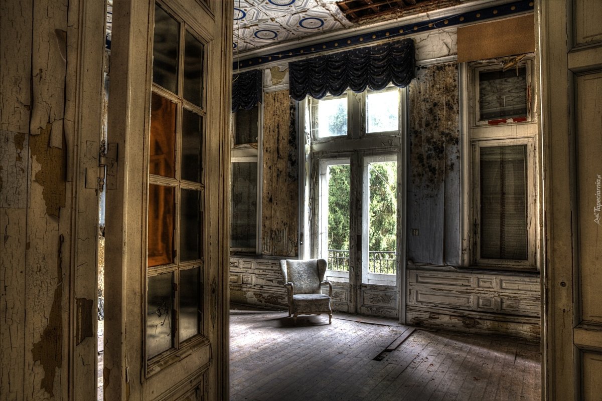 Заброшенный замок Хэлсиен Холл