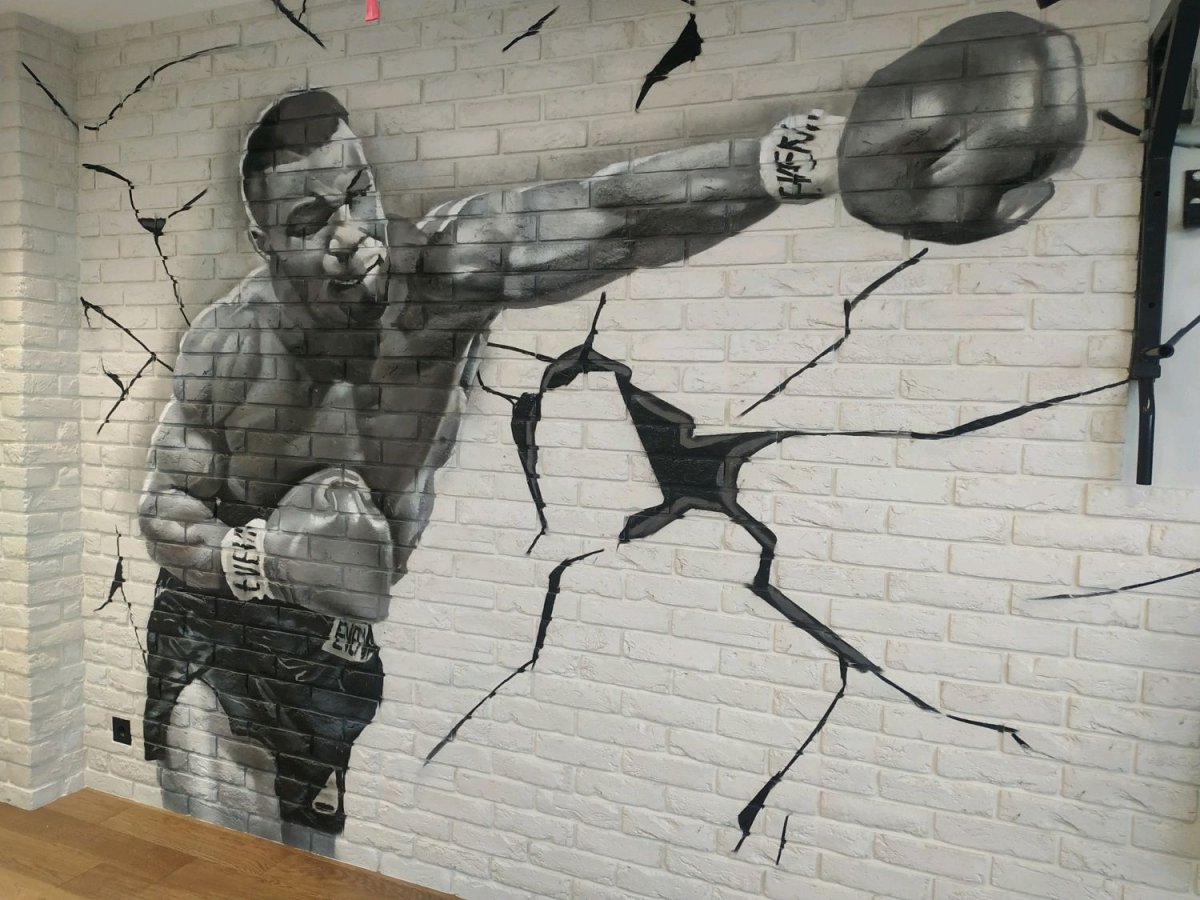 Роспись стен в спортивном зале