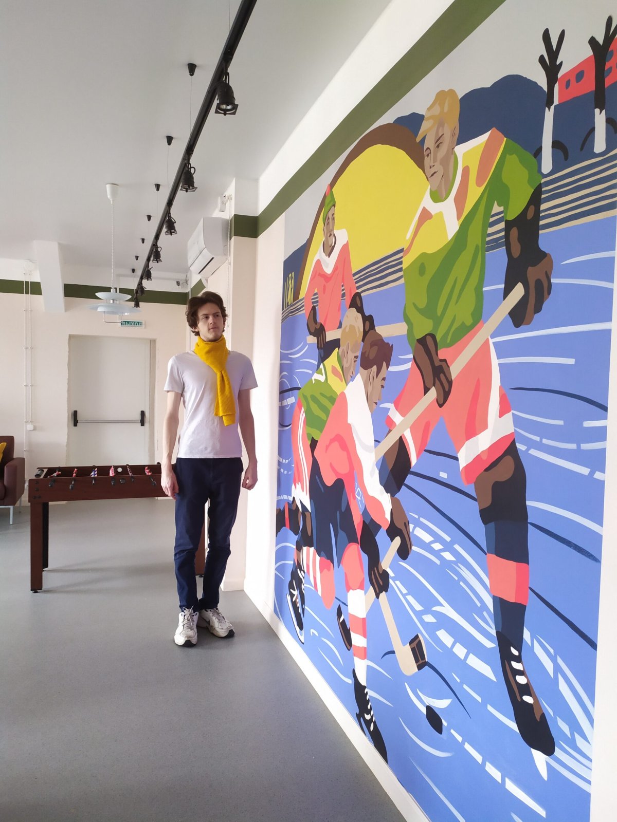 Абстрактная роспись стен