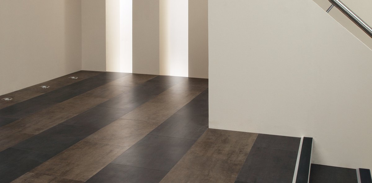 Радиусный.запил плинтуса