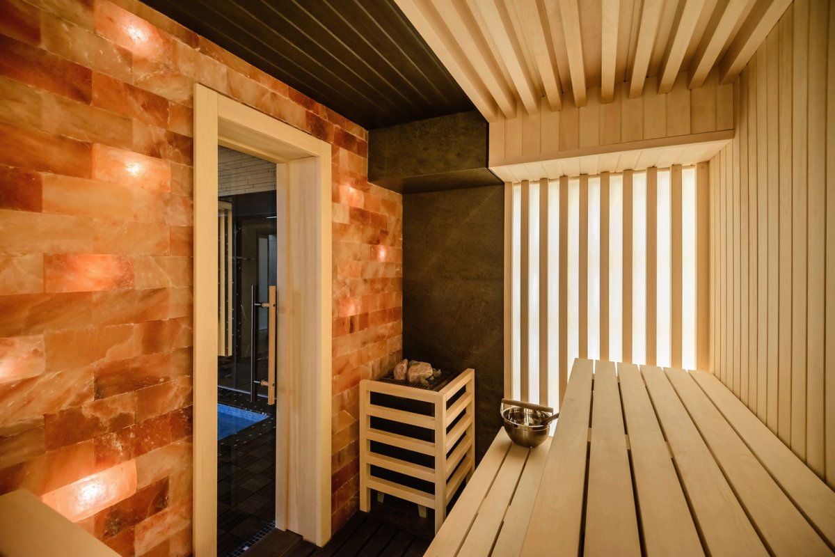 Гималайская соль стена