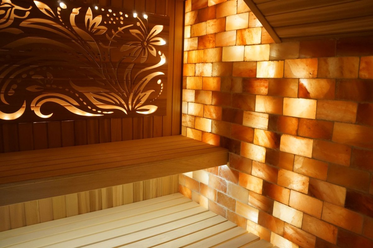 Стена Солли из гималайской соли