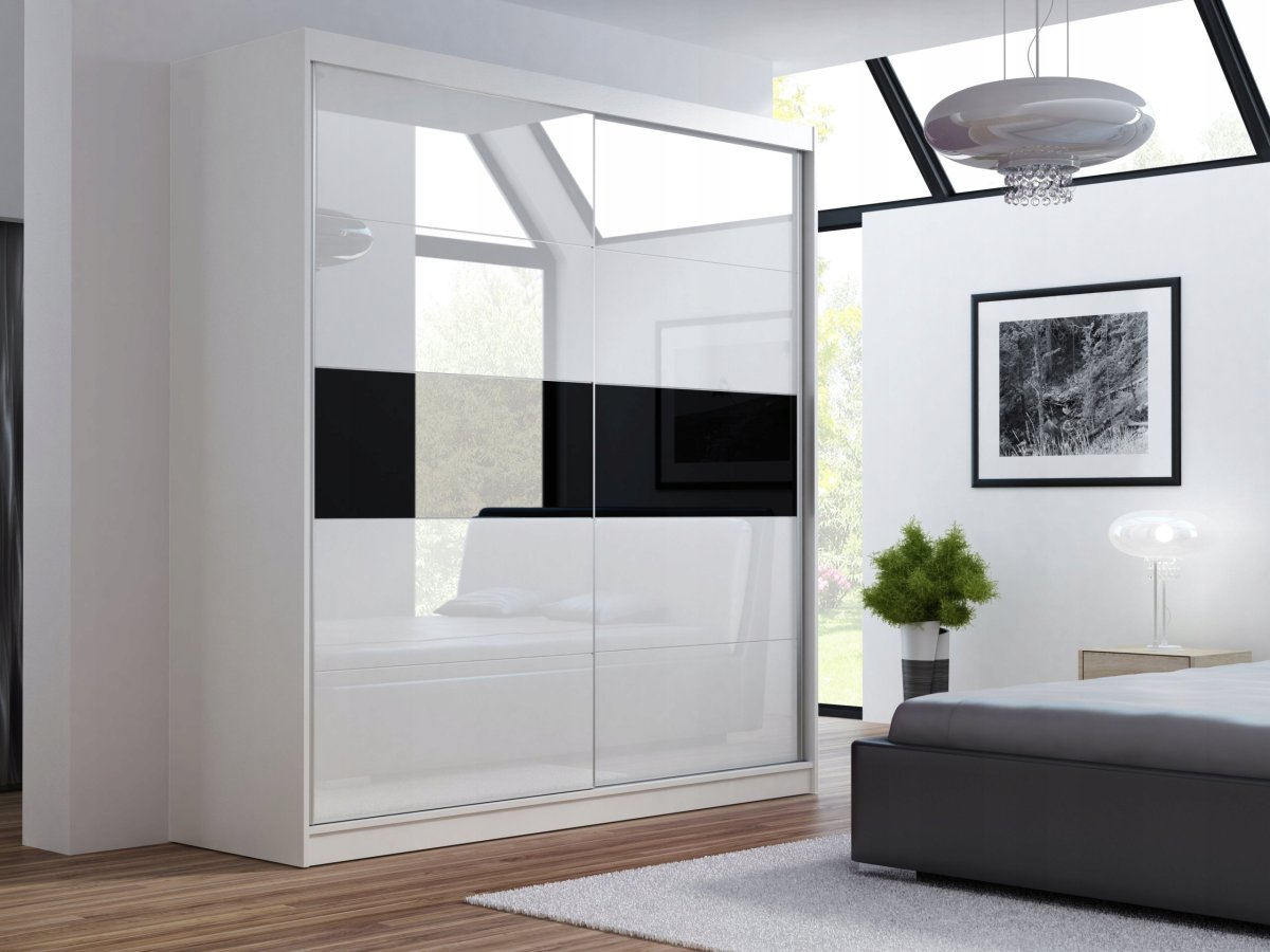 Шкаф купе со стеклом