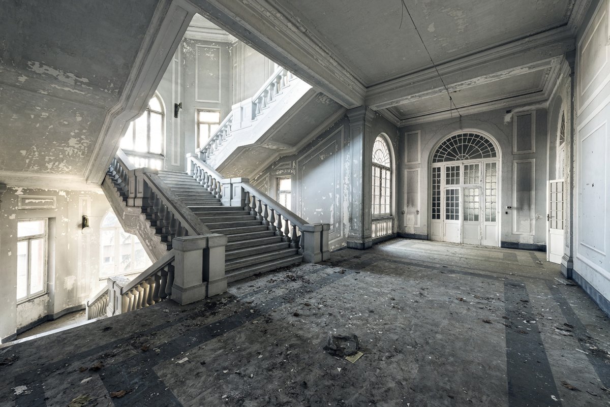 Заброшенная архитектура