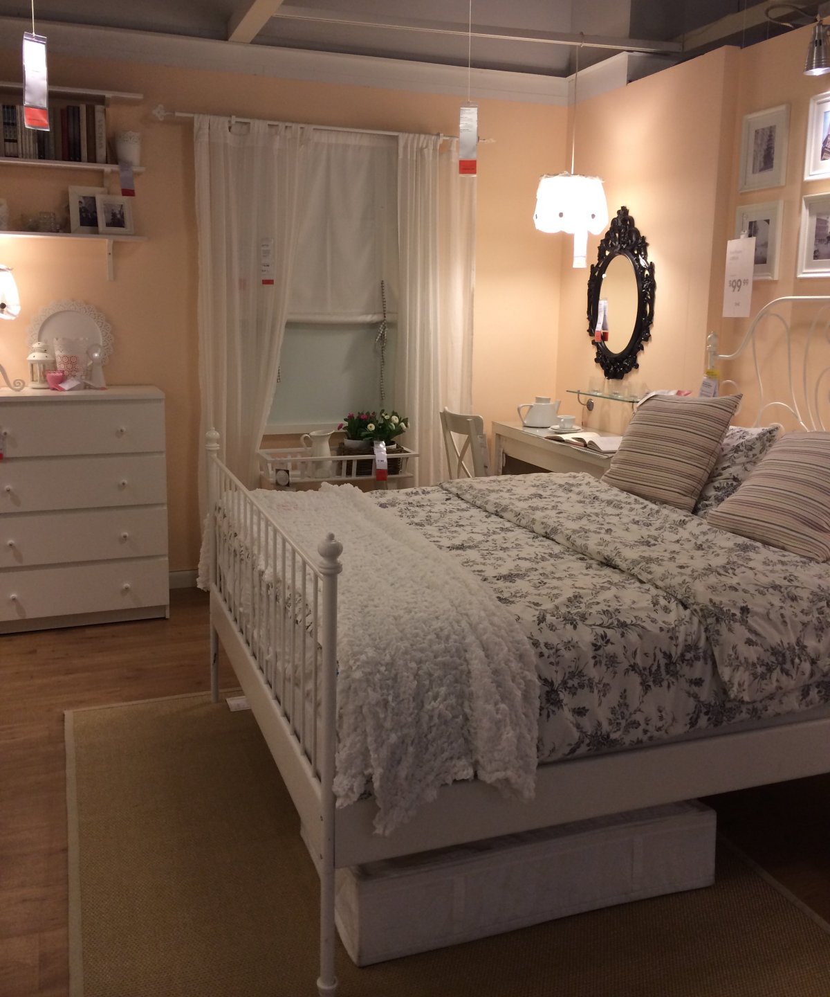 Спальня в стиле ikea