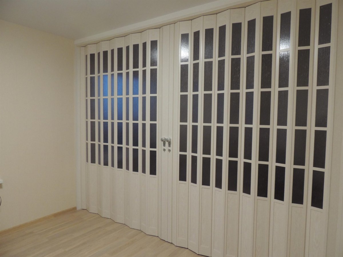 Межкомнатные перегородки без нижней направляющей