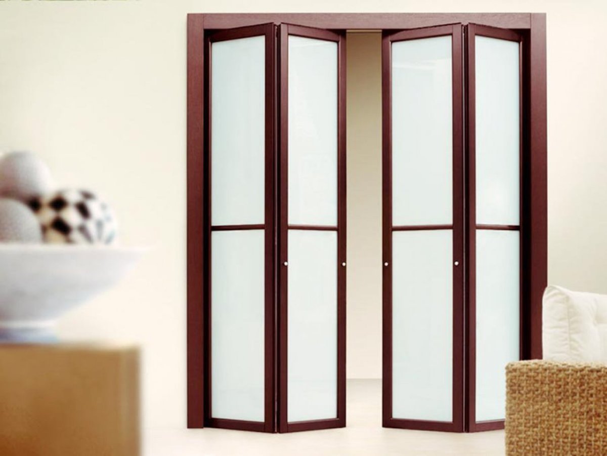 Двери межкомнатные раздвижные гармошка 4 створчатые