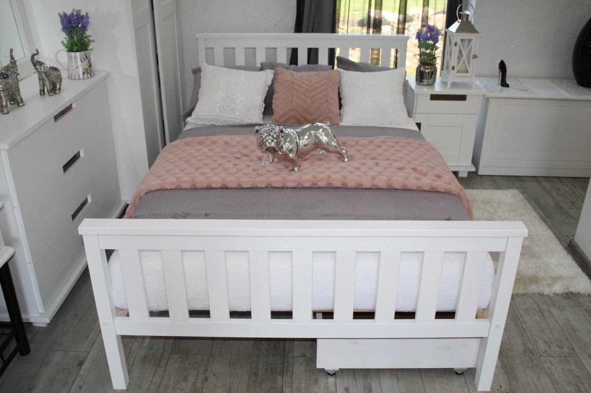 Икеа кровать двуспальная из массива