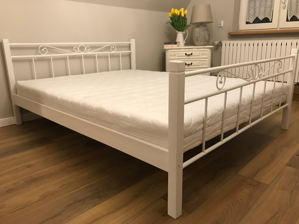 Кровать деревянная 100х200