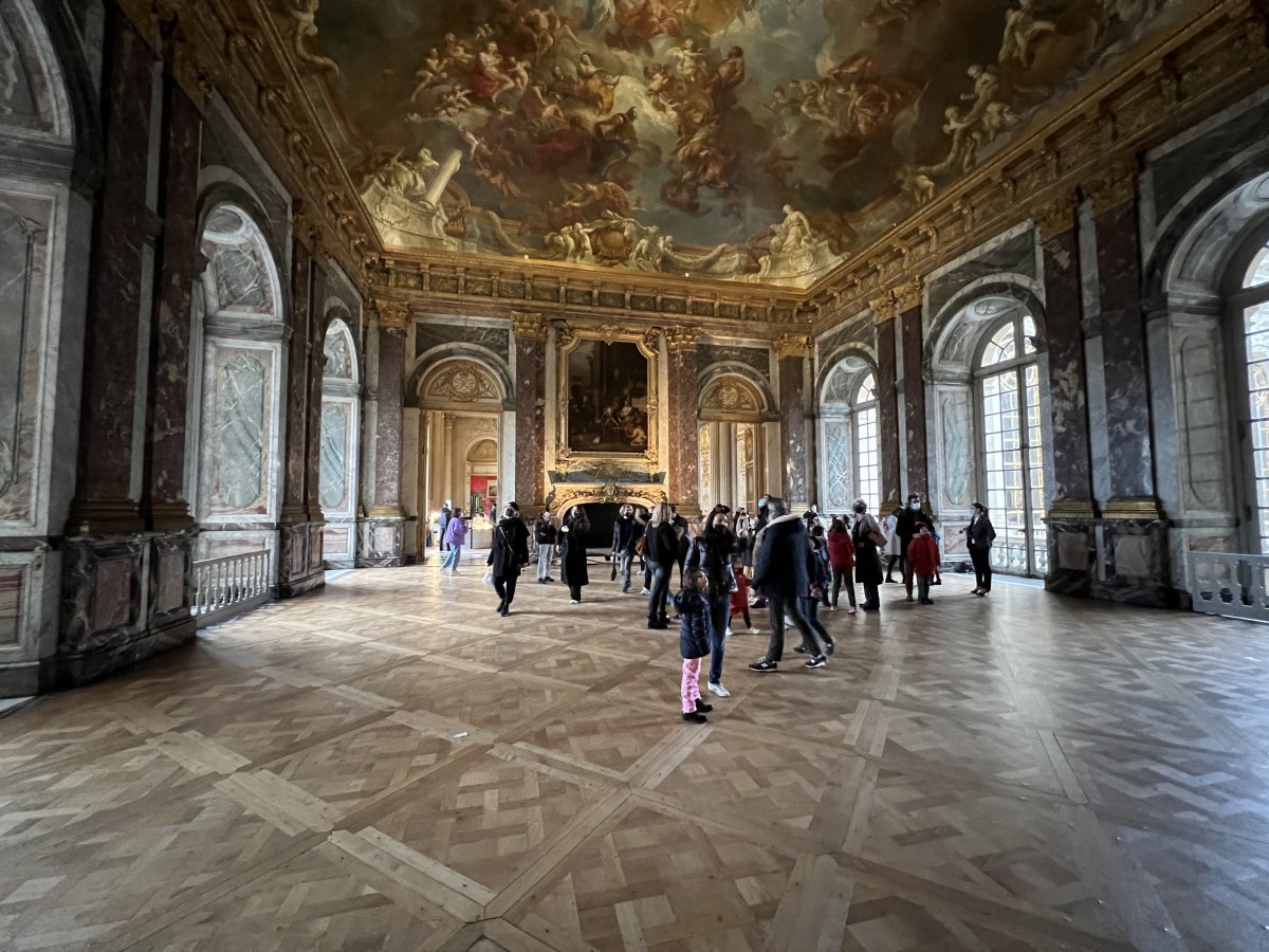 Версальский дворец спальня королевы