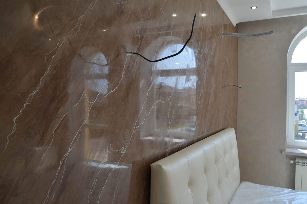 Венецианка под мрамор в интерьере