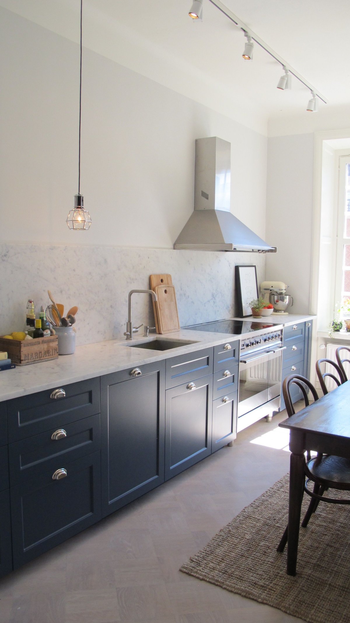 Кухни в скандинавском стиле без верха