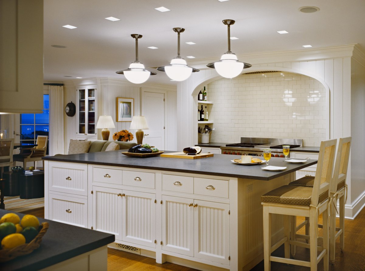 Кухня без верхних ящиков где хранить посуду