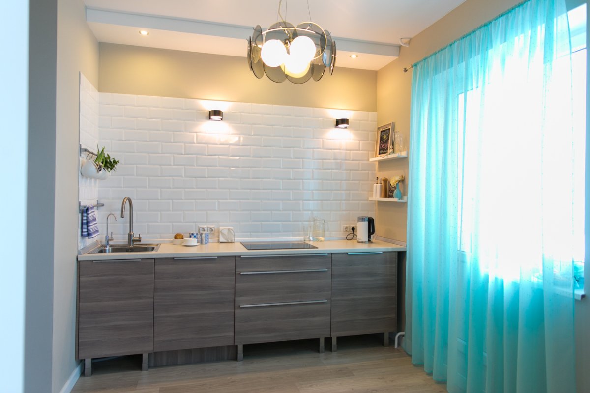 Кухня в светлых тонах в скандинавском стиле