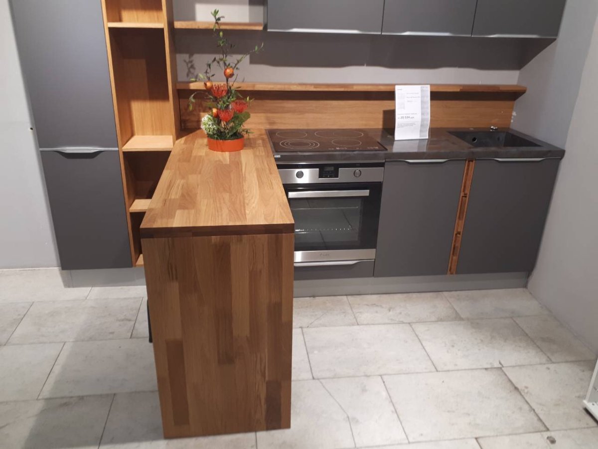 Вардек дуб Вотан