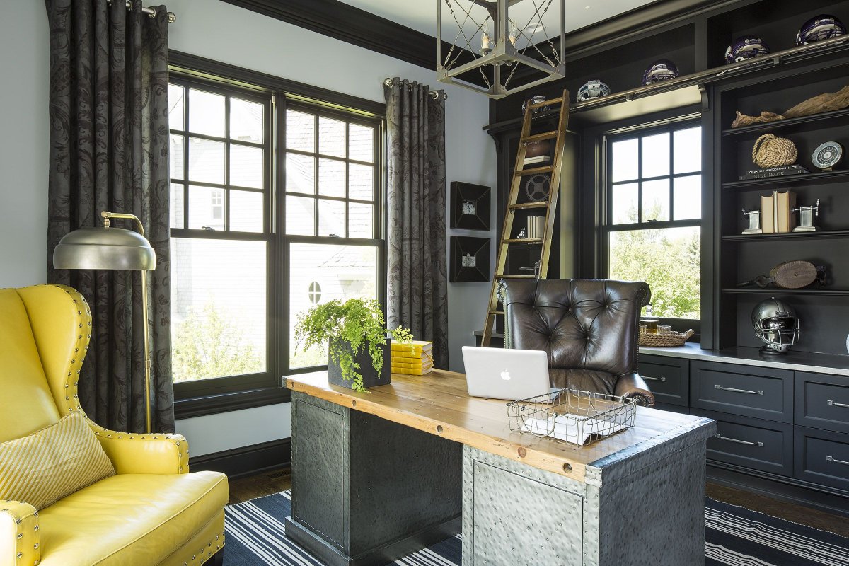 Желтый цвет в интерьере кабинета