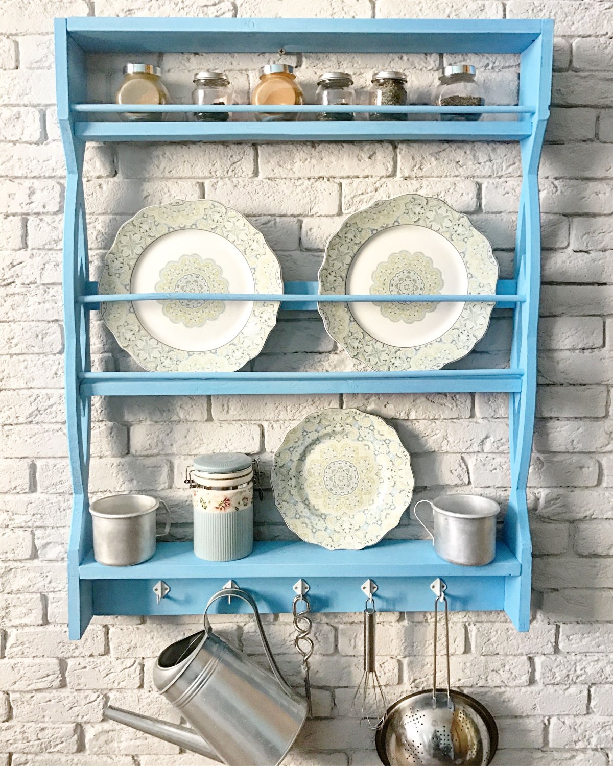 Полки для тарелок