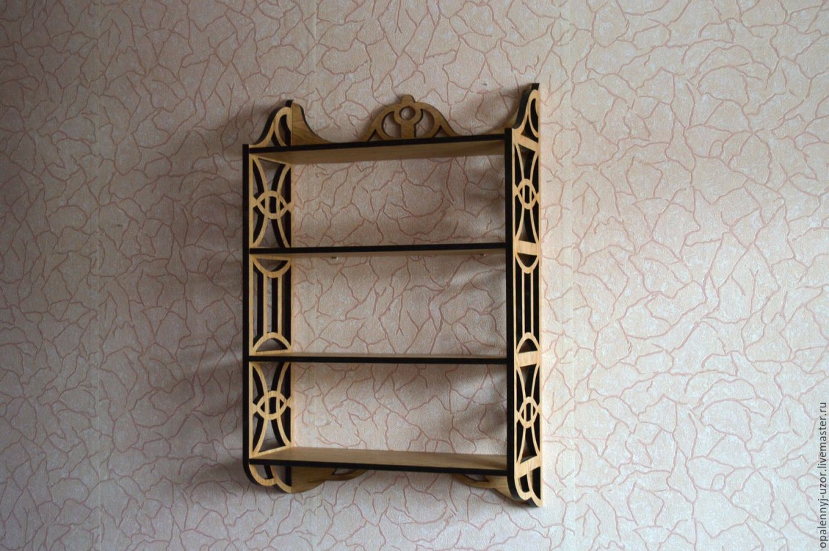 Настенные полки из фанеры