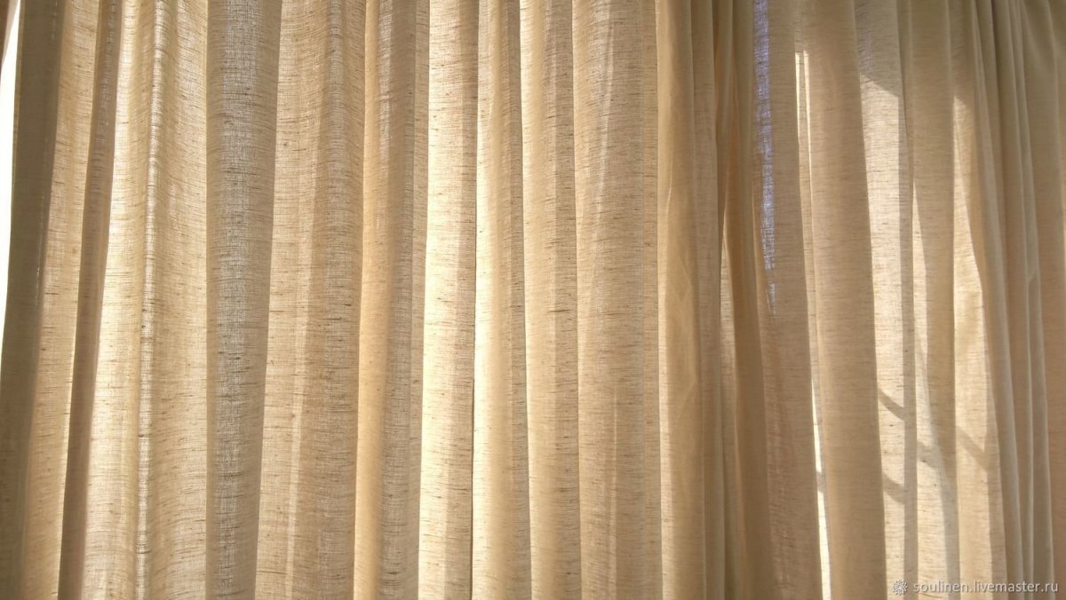 Шторы с вензелями в интерьере