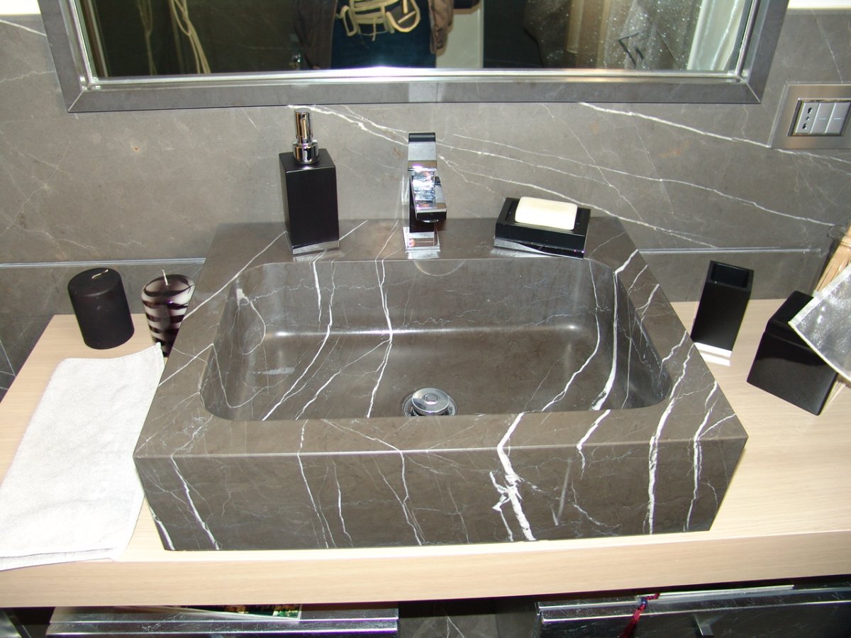 Мраморная раковина