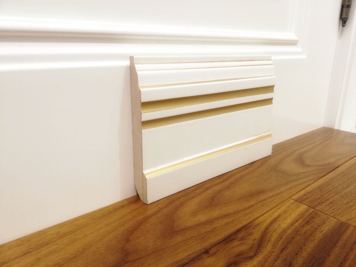 Низкий плинтус для пола