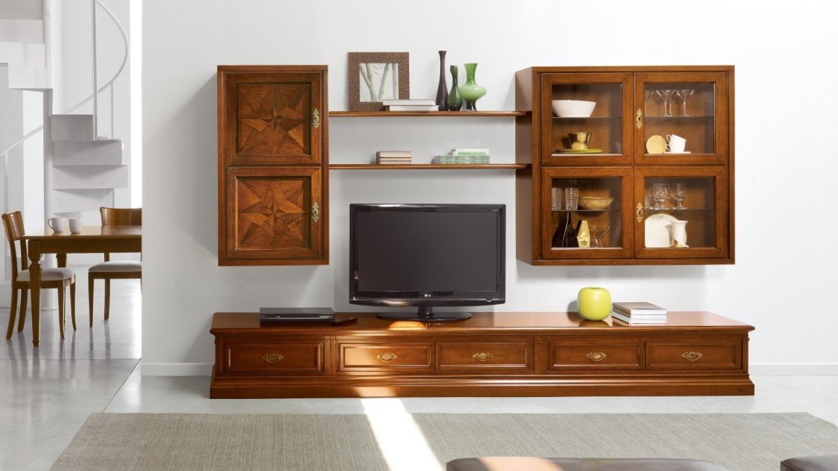 Круглый журнальный столик в интерьере