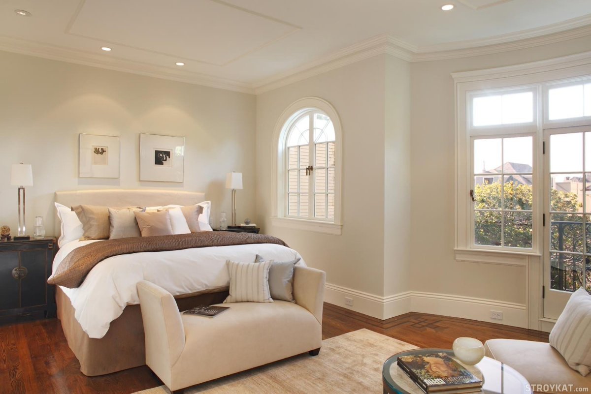 Спальня в постельных тогах