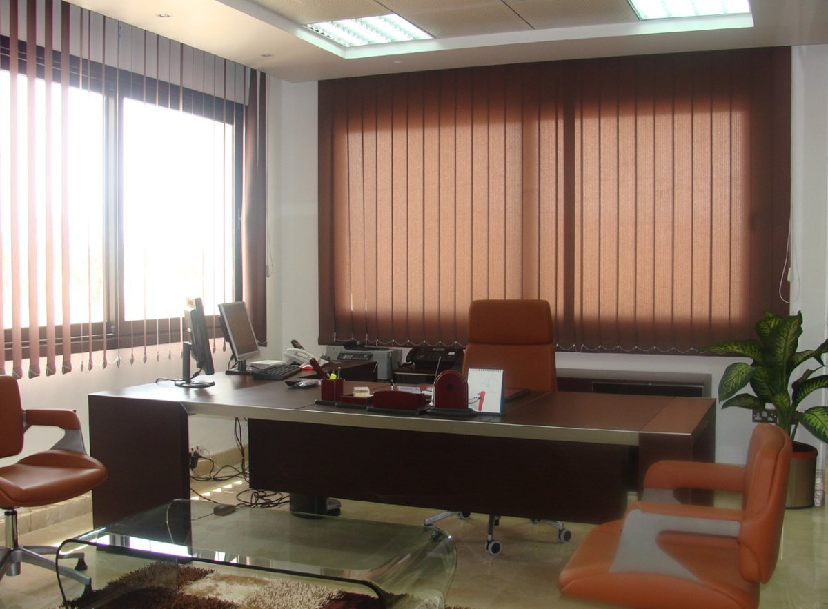 Жалюзи в офис вертикальные