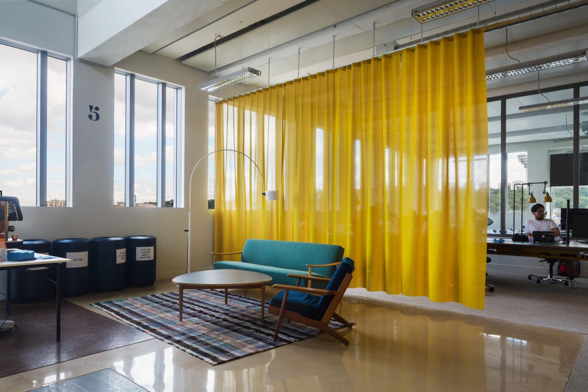 Акустические шторы для офиса