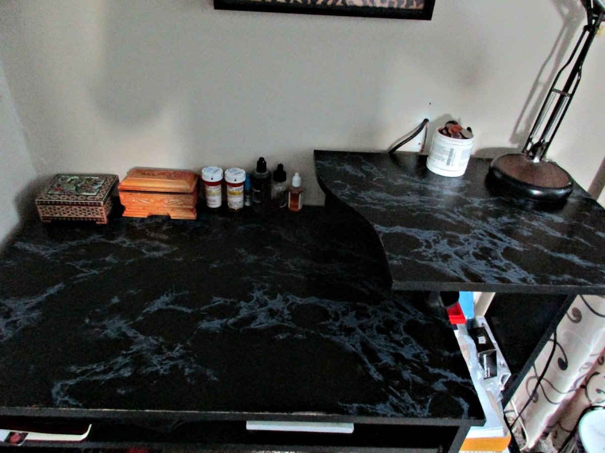 Обклеить кухонные шкафы