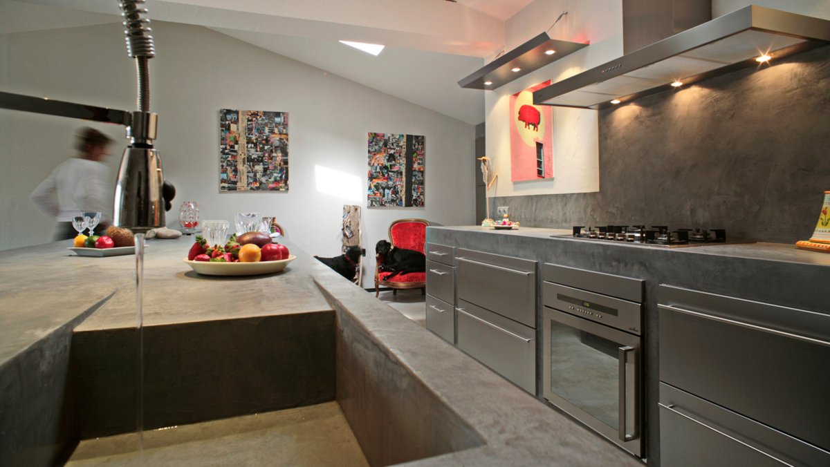 Микроцемент на фартук кухни