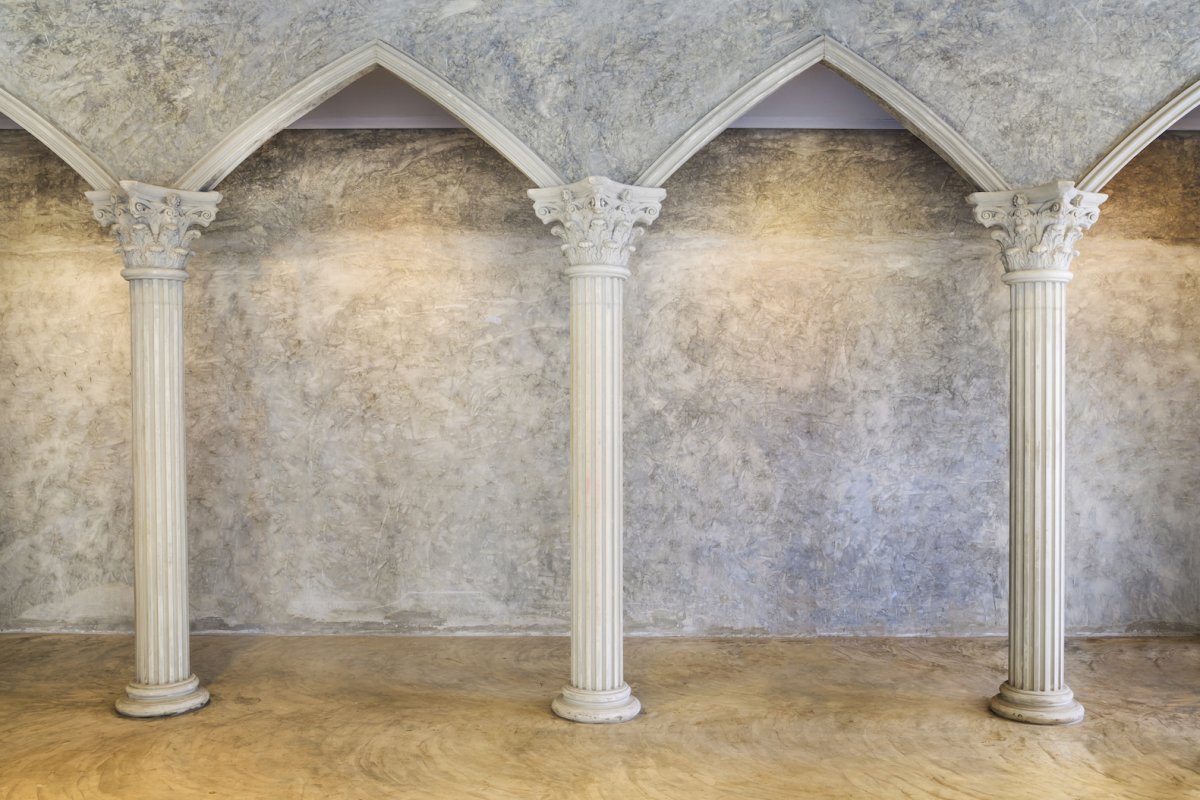 Гипсовые арки с колоннами
