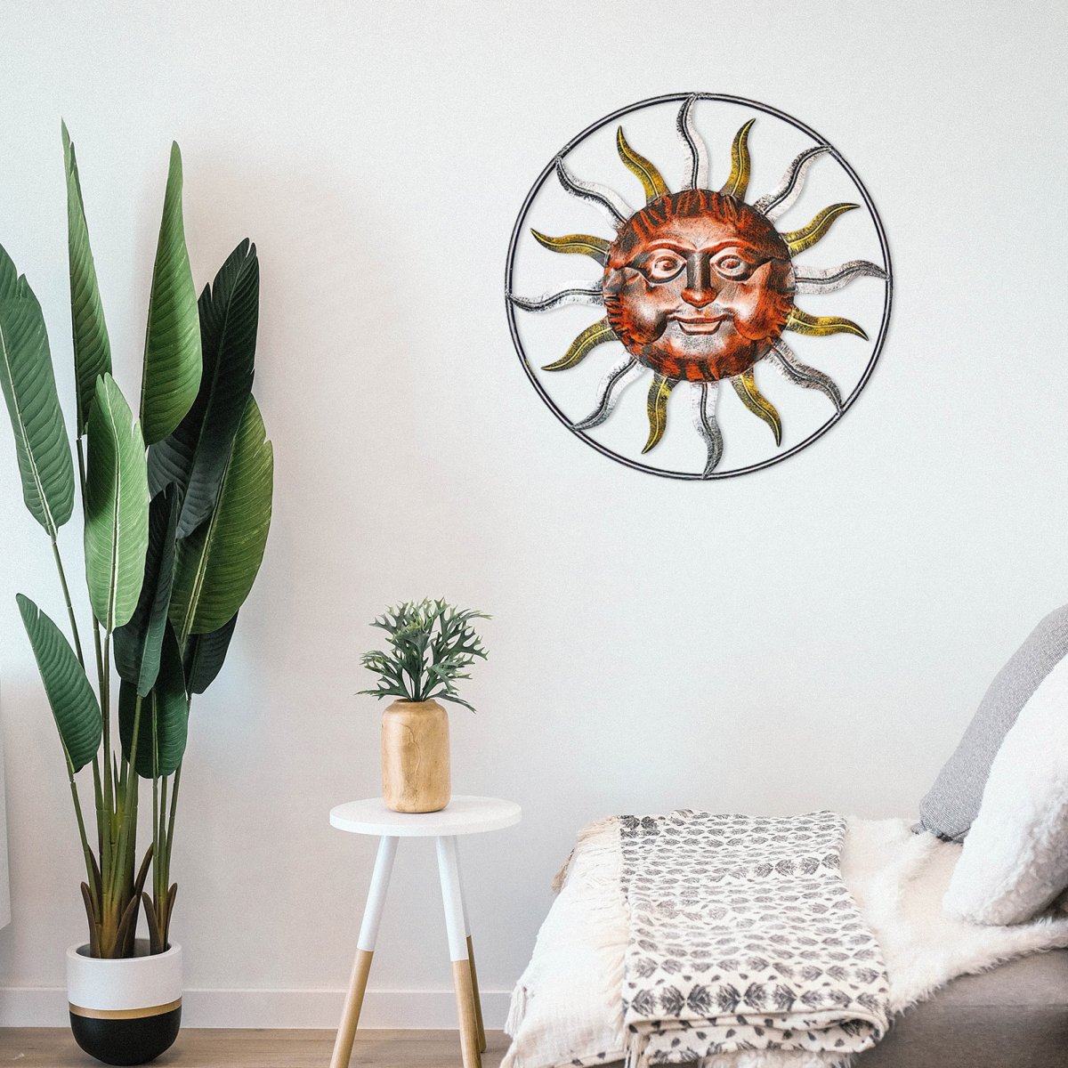 Декор в виде солнца