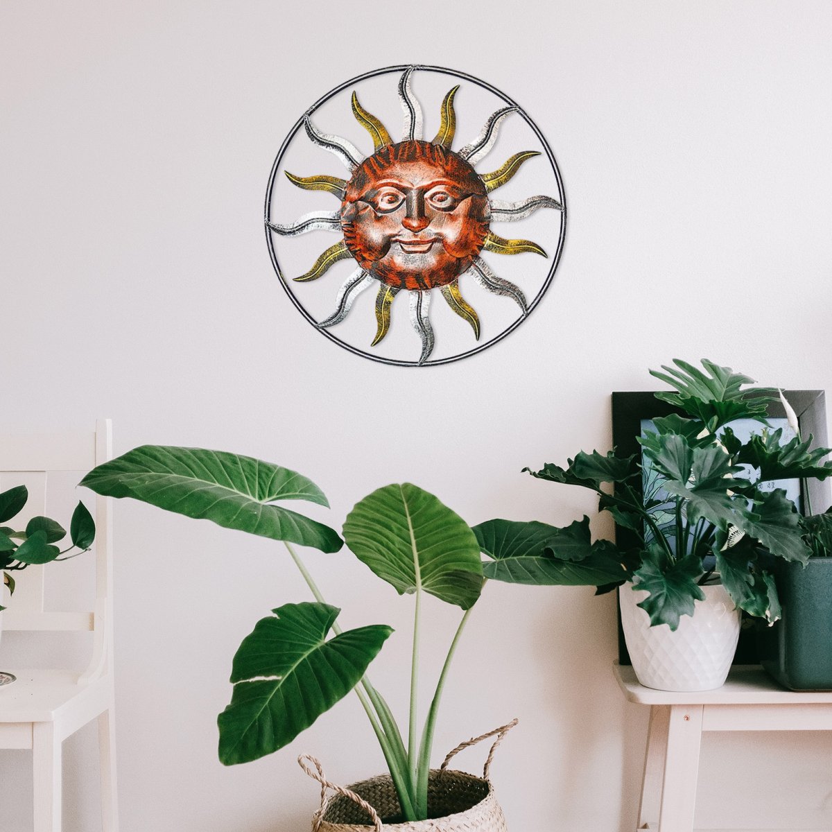 Декоративное солнце на стену