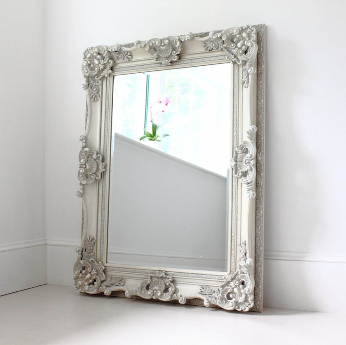 Винтажные зеркала в полный рост