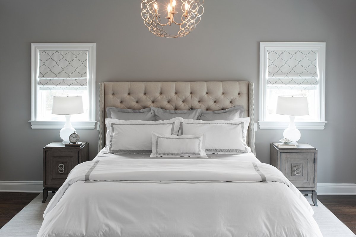 Подушки на кровать в спальню