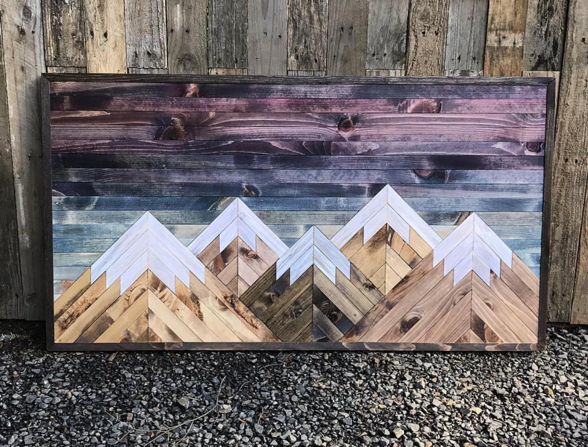 Панно из ниток и гвоздей