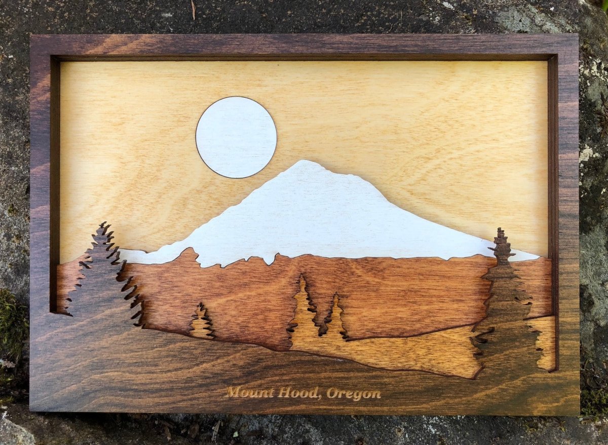 Деревянное панно с мхом