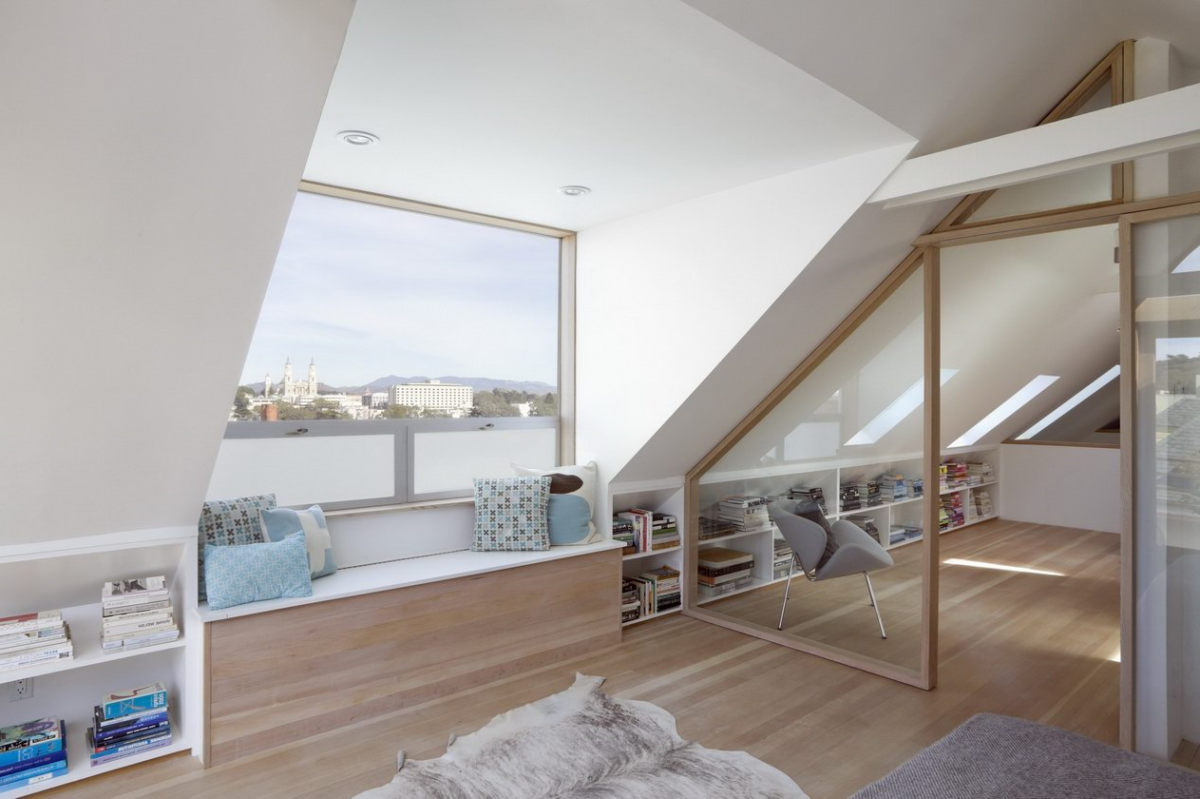 Мансардные панорамные окна