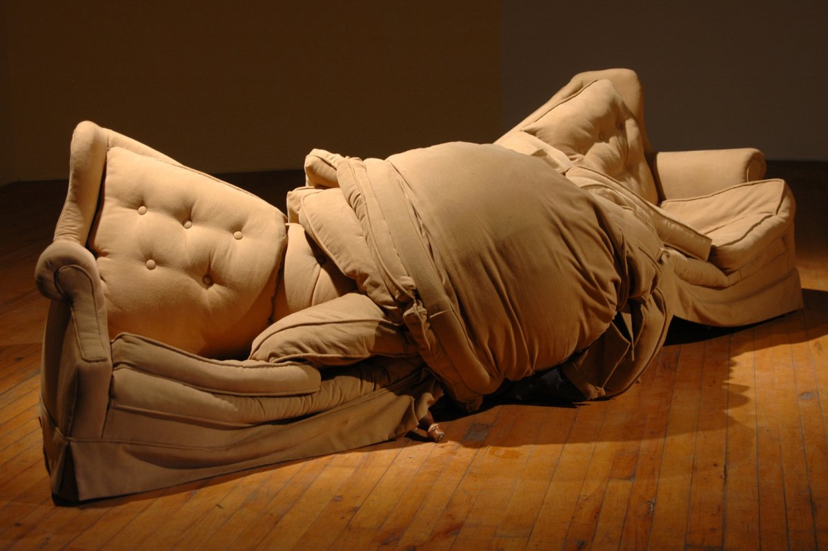 Сюрреализм мебель