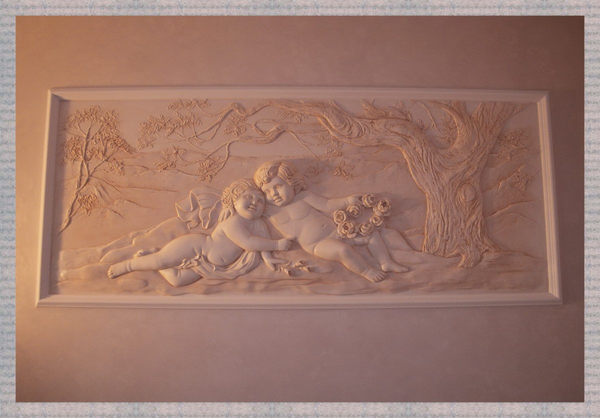 Сергей Кундиков барельеф