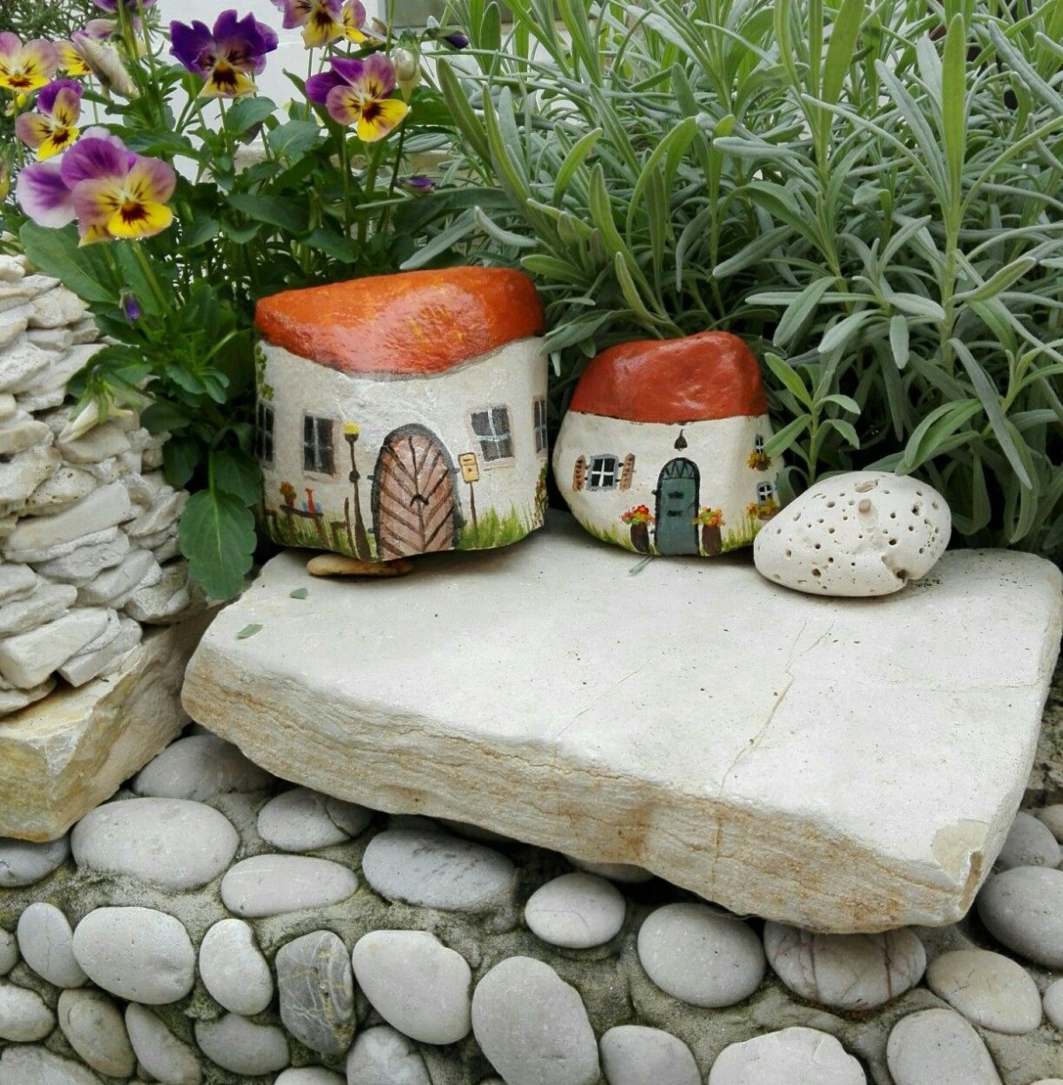 Каменный декор для сада